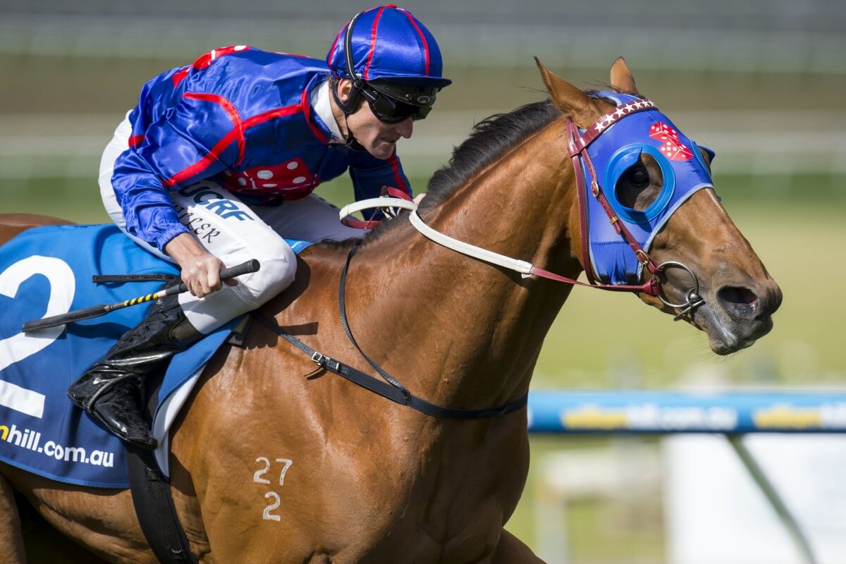 Mahuta wins the Sandown Guineas